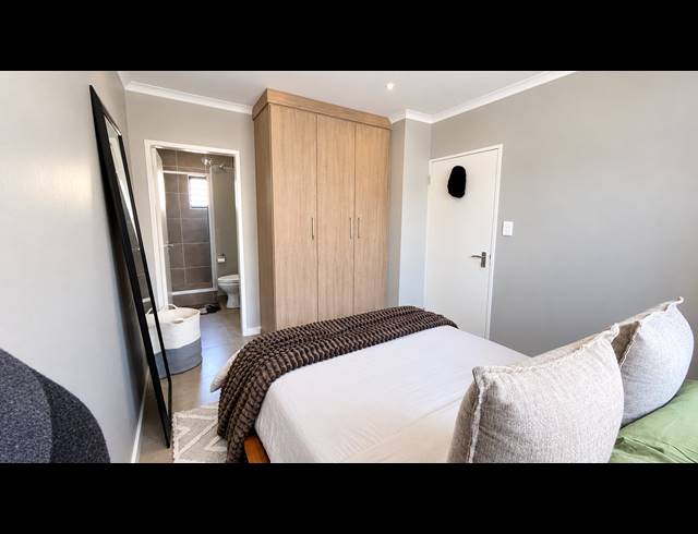 3 BEDROOM TOWNHOUSE FOR SALE IN ALBERTSDAL